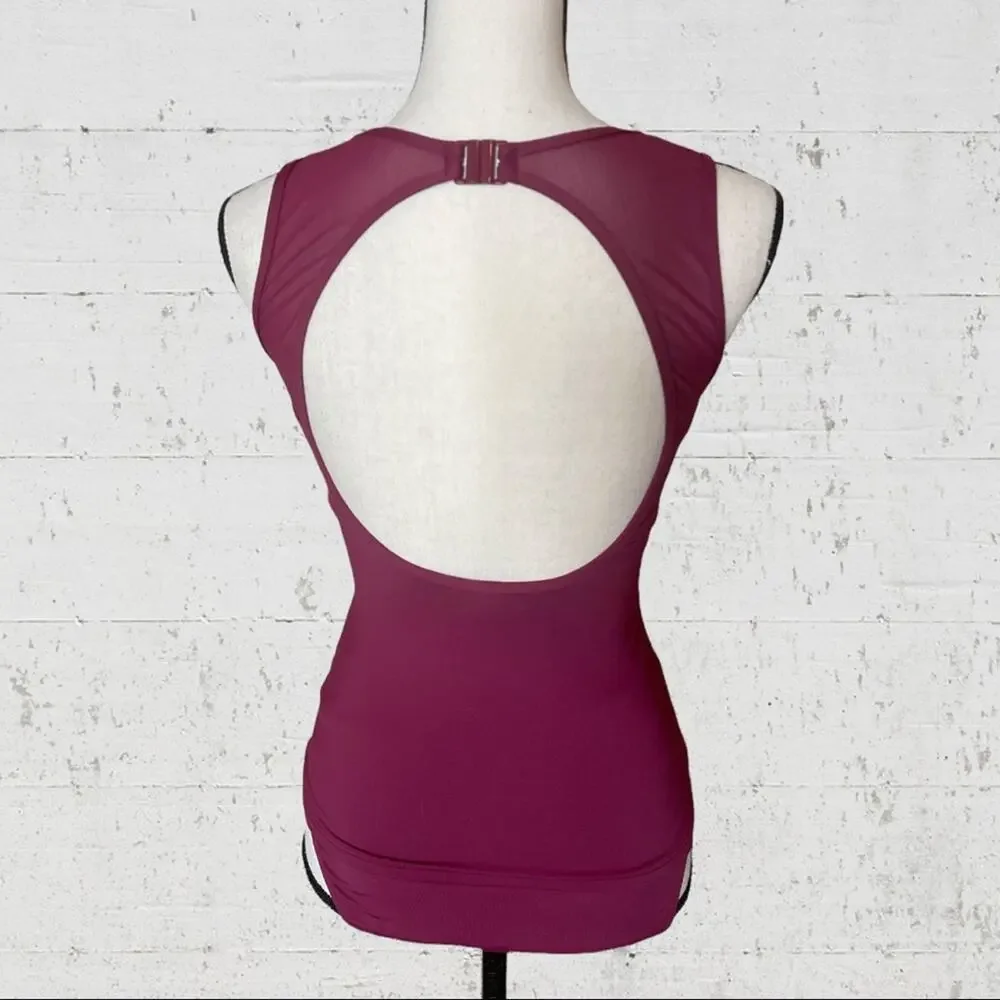 Niptuck High Neck Tankini Size 6 Swim Beach Modest Sliming Minimalist